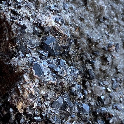 MAGNETITE CRYSTALS ON MATRIX - HAYTOR MINE, DARTMOOR, DEVON, ENGLAND 212g MF2063