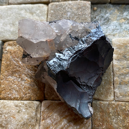 HEMATITE WITH QUARTZ : WESSELS MINE, NORTHERN CAPE, SOUTH AFRICA. 40g MF5258
