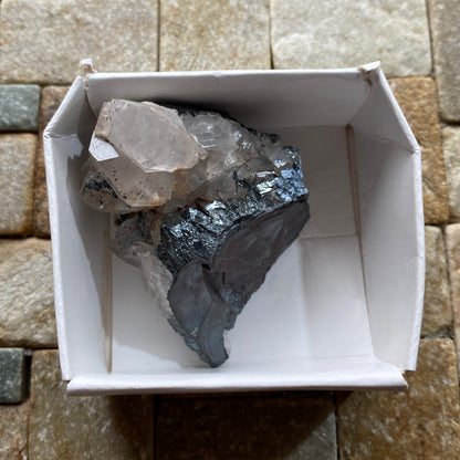 HEMATITE WITH QUARTZ : WESSELS MINE, NORTHERN CAPE, SOUTH AFRICA. 40g MF5258