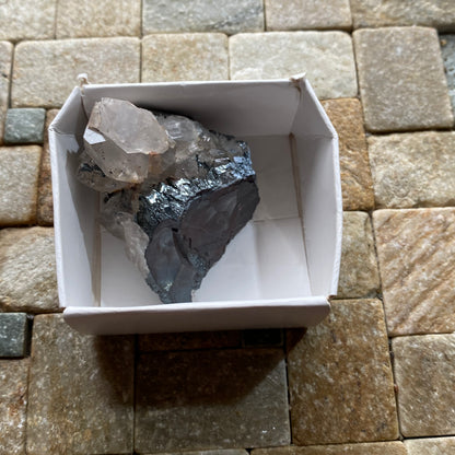 HEMATITE WITH QUARTZ : WESSELS MINE, NORTHERN CAPE, SOUTH AFRICA. 40g MF5258