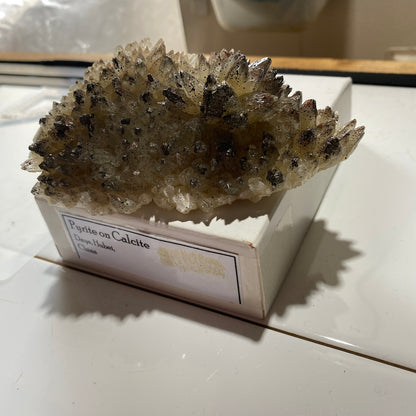 PYRITE ON CALCITE FROM DAYE, HUBEI, CHINA EXCEPTIONAL  SPECIMEN 317g MF1651