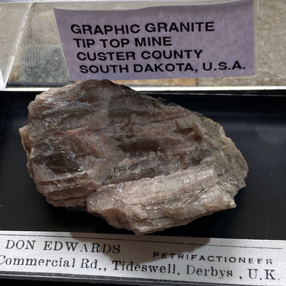 GRAPHIC GRANITE -  TIP TOP MINE, CUSTER COUNTY, SOUTH DAKOTA, U.S.A. 10g MF6912