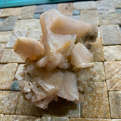 STILBITE : POONA, MAHARASHTRA, INDIA. 156g MF1760
