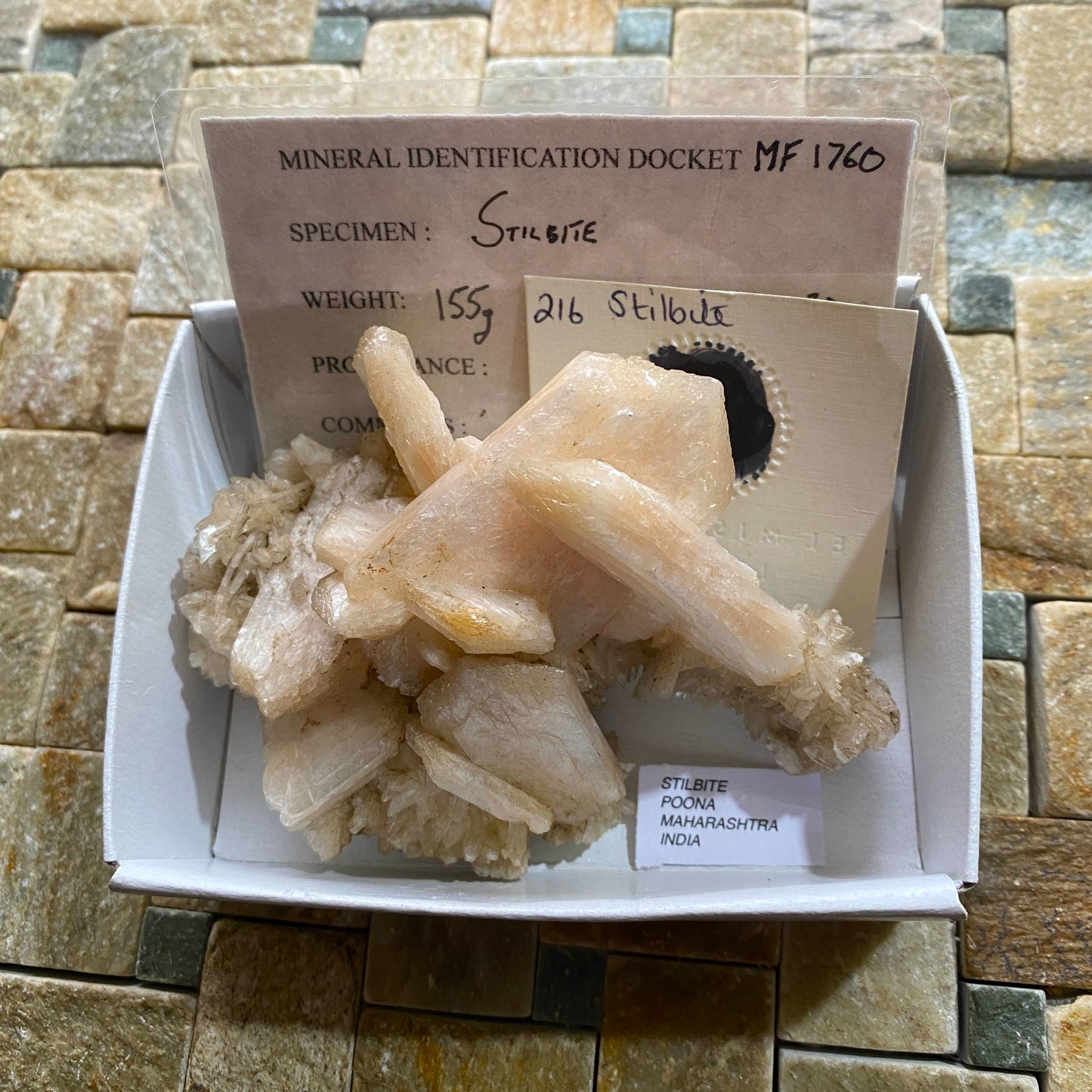 STILBITE : POONA, MAHARASHTRA, INDIA. 156g MF1760