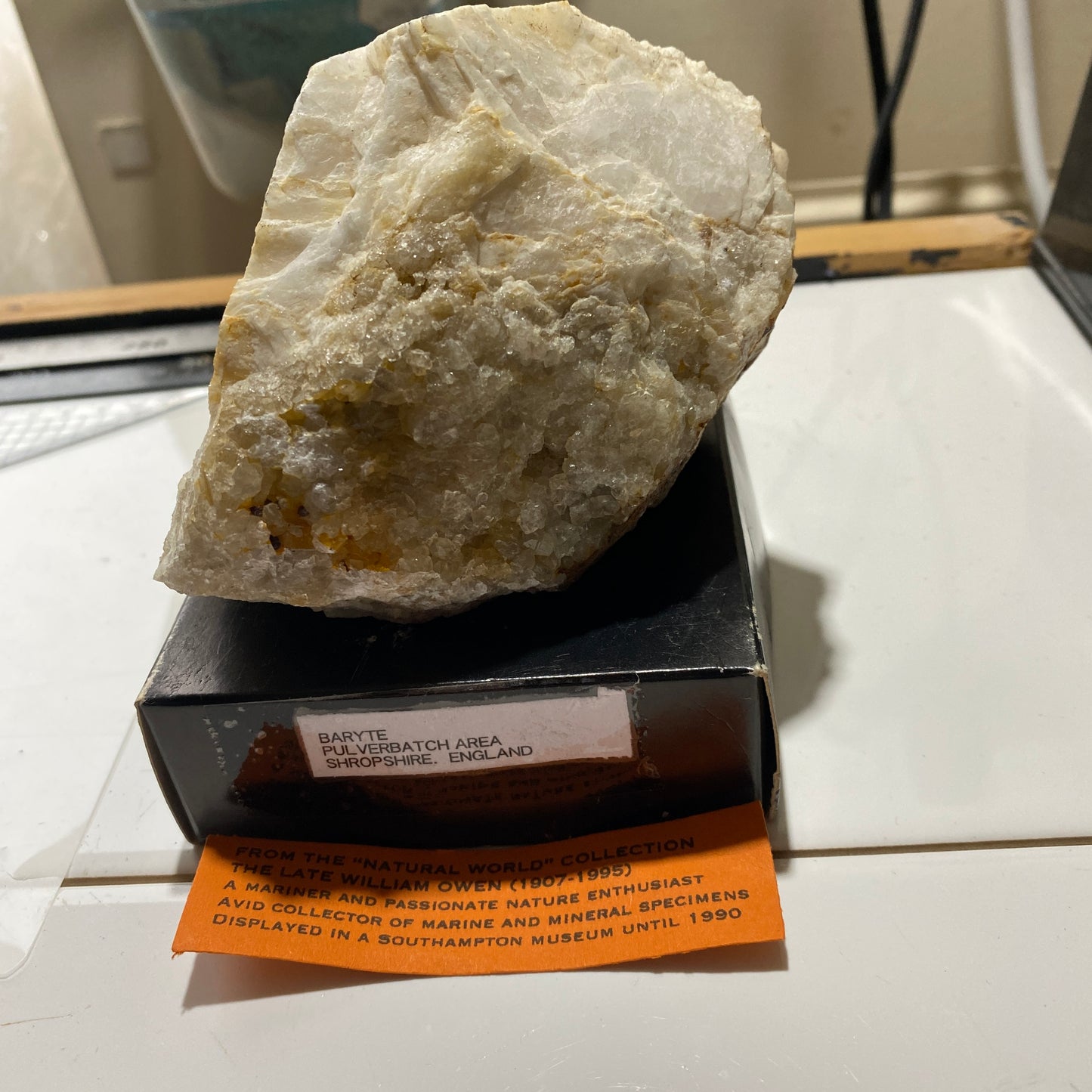 BARYTE : PULVERBATCH, SHROPSHIRE, ENGLAND HEAVY 1276g MF1737