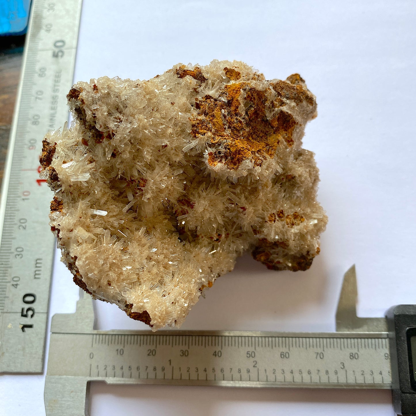 HEMIMORPHITE ON LIMONITE - OJUELA MINE, DURANGO, MEXICO. 142g MF2069