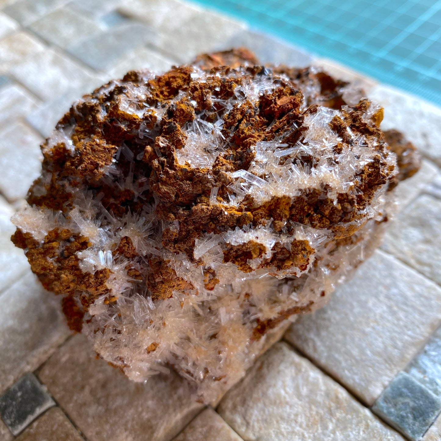 HEMIMORPHITE ON LIMONITE - OJUELA MINE, DURANGO, MEXICO. 142g MF2069