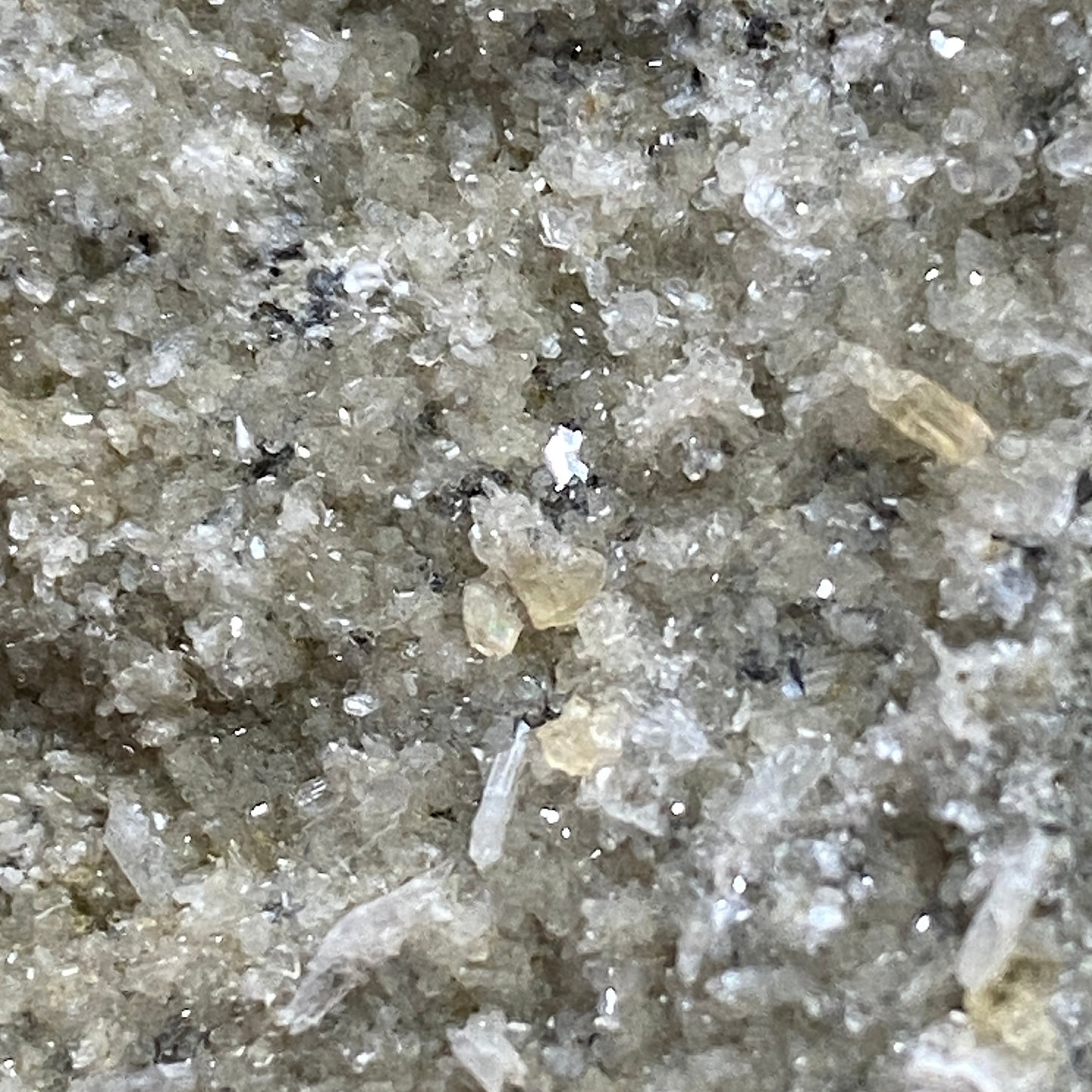 ZEOLITES WITH CALCITE : VALEA ABSULUI QUARRY, CRISCIOR, ROMANIA 38g MF1747