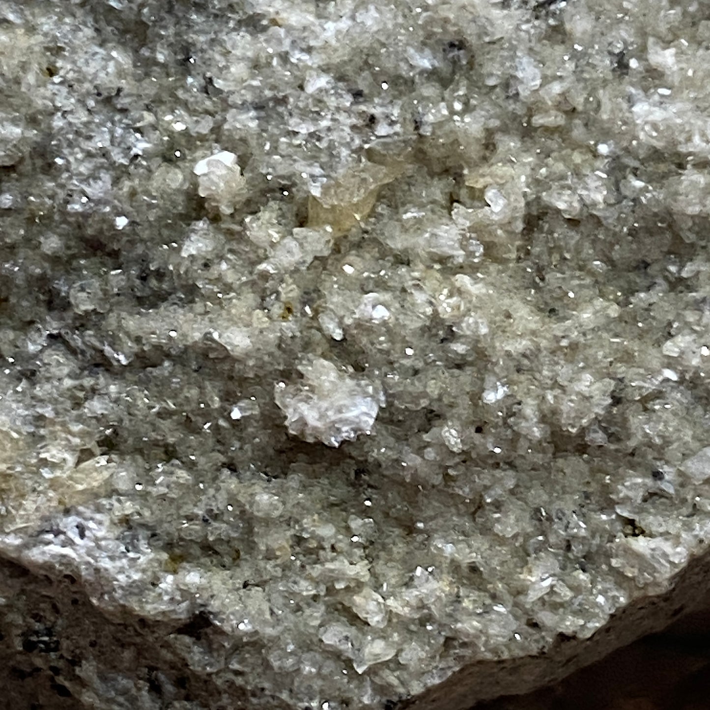 ZEOLITES WITH CALCITE : VALEA ABSULUI QUARRY, CRISCIOR, ROMANIA 38g MF1747