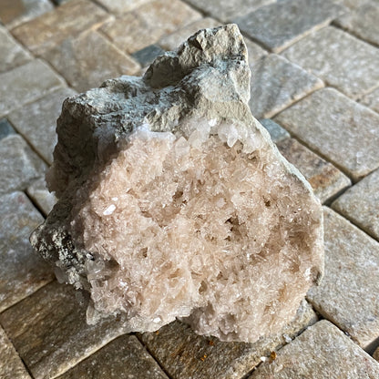 AROGONITE ON MATRIX - PANTAJO, SPAIN 160g MF2070