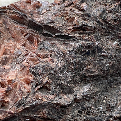 RARE SPECIMEN : AXINITE & RHODONITE - WESSELS MINE, NORTHERNCAPE, SOUTH AFRICA. 140g MF5268