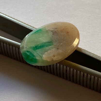 EMERALD BERYL IN QUARTZ GEMSTONE, NATURAL MINED FROM BRAZIL 8.55Ct MFG2193