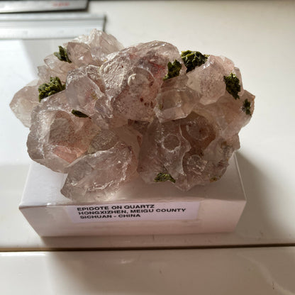 EPIDOTE ON QUARTZ RARE SPECIMEN FROM MEIGU COUNTY, SICHUAN, CHINA 159g MF6963
