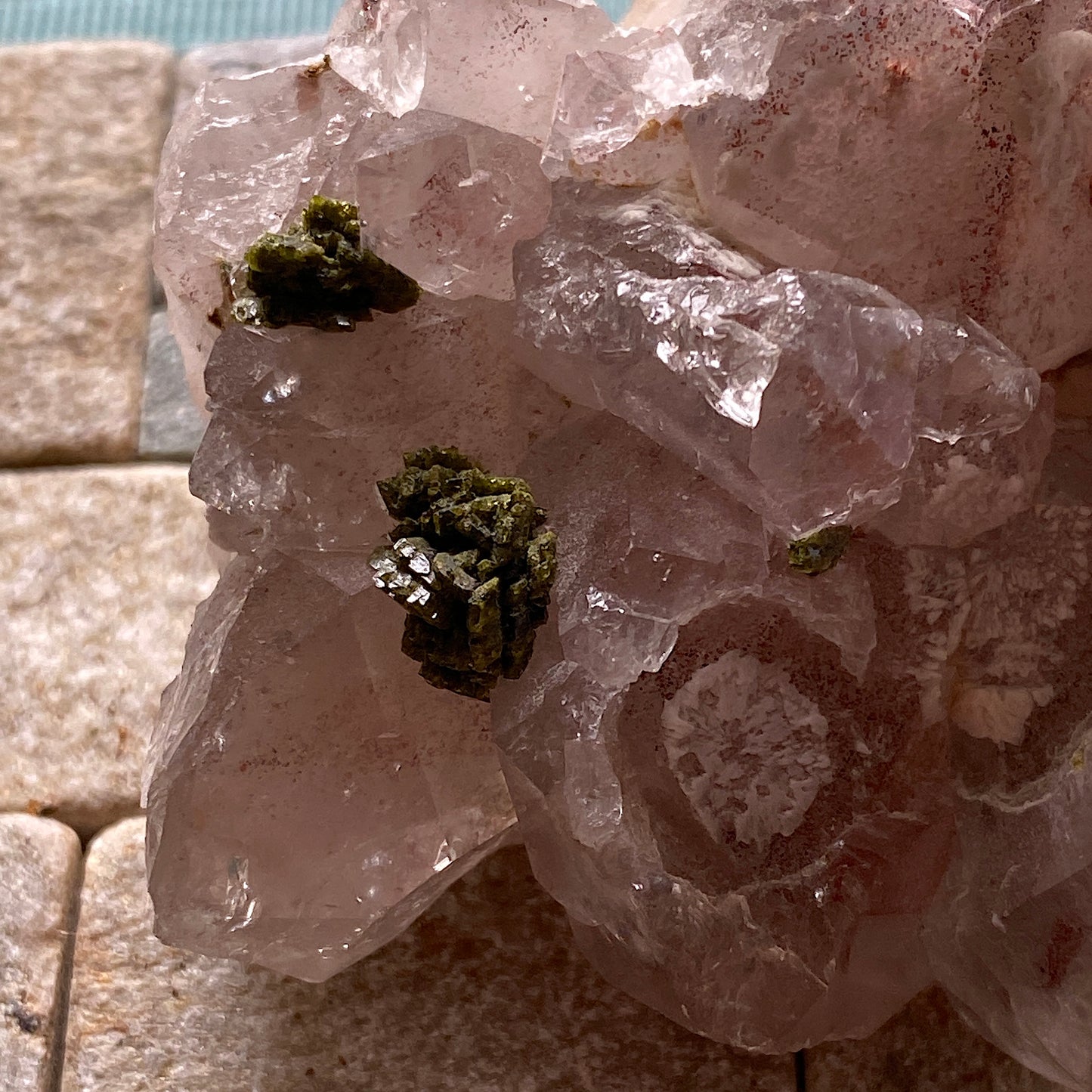 EPIDOTE ON QUARTZ RARE SPECIMEN FROM MEIGU COUNTY, SICHUAN, CHINA 159g MF6963