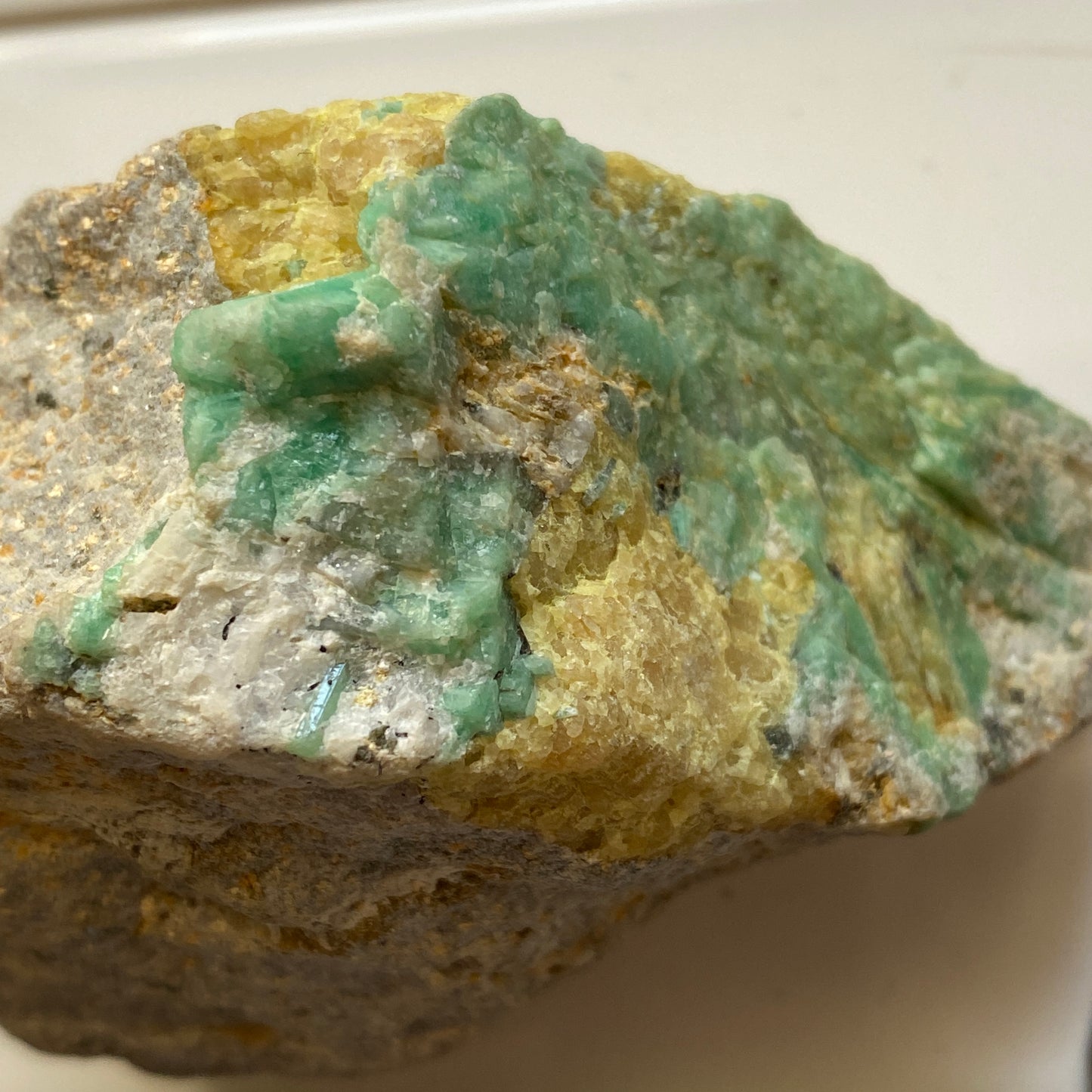 EMERALD BERYL WITH INTERESTING ACCESSORY MINERALS FROM CHINA 237g MF1388