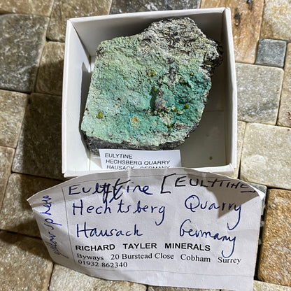 EULYTINE [EULYTITE] ON CHRYSOCOLLA [ETC] : HECHTSBERG QUARRY, HAUSACH, GERMANY 52g MF4640