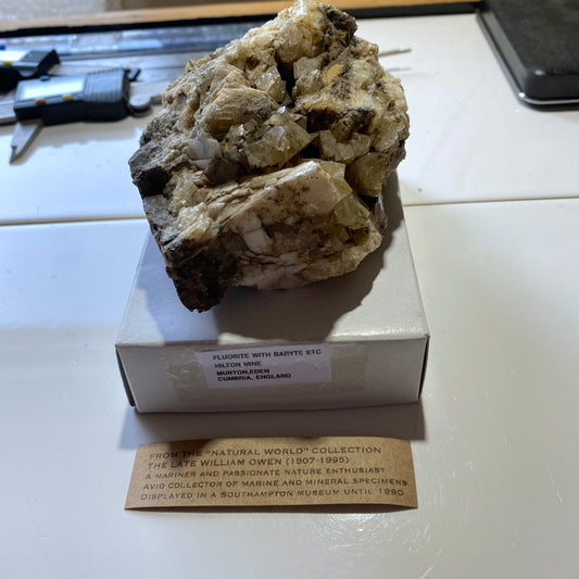 FLUORITE WITH BARYTE : HILTON MINE, MURTON, CUMBRIA LARGE 782g MF5272