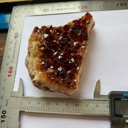 CITRINE QUARTZ - IRAI, RIO GRANDE DO SOL, BRAZIL. 230 g MF2076