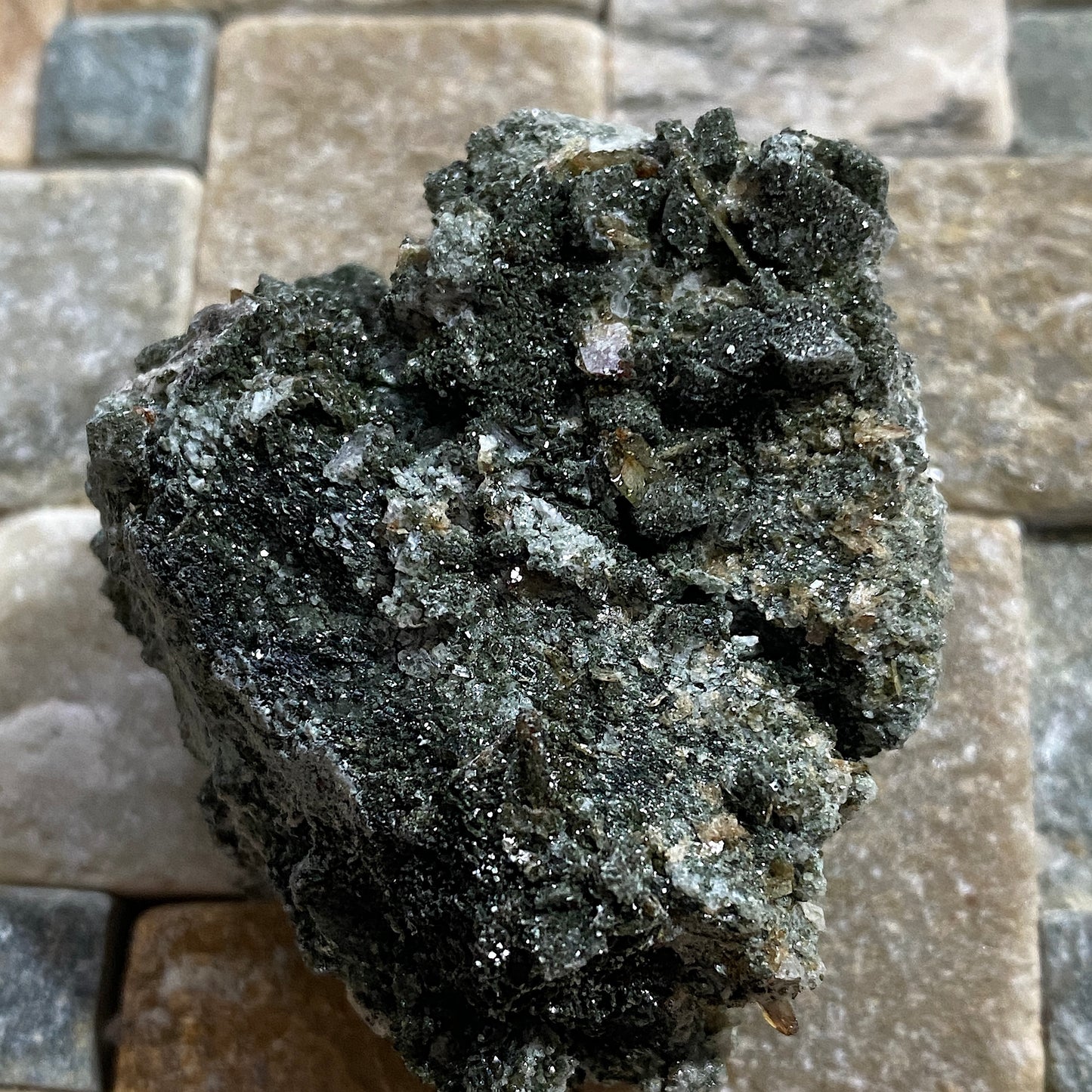 SPHENE/ADULARIA/CHLORITE [ETC] : FELBER VALLEY, MITTERSILL, AUSTRIA 45g MF4628