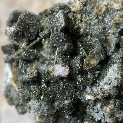 SPHENE/ADULARIA/CHLORITE [ETC] : FELBER VALLEY, MITTERSILL, AUSTRIA 45g MF4628