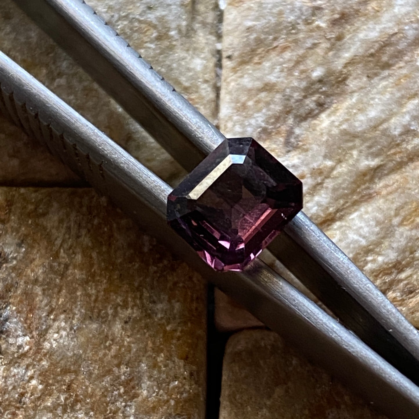 SPINEL NATURAL MINED GEMSTONE - MOGOK, MYANMAR [BURMA]  1.35Ct  MFG3102