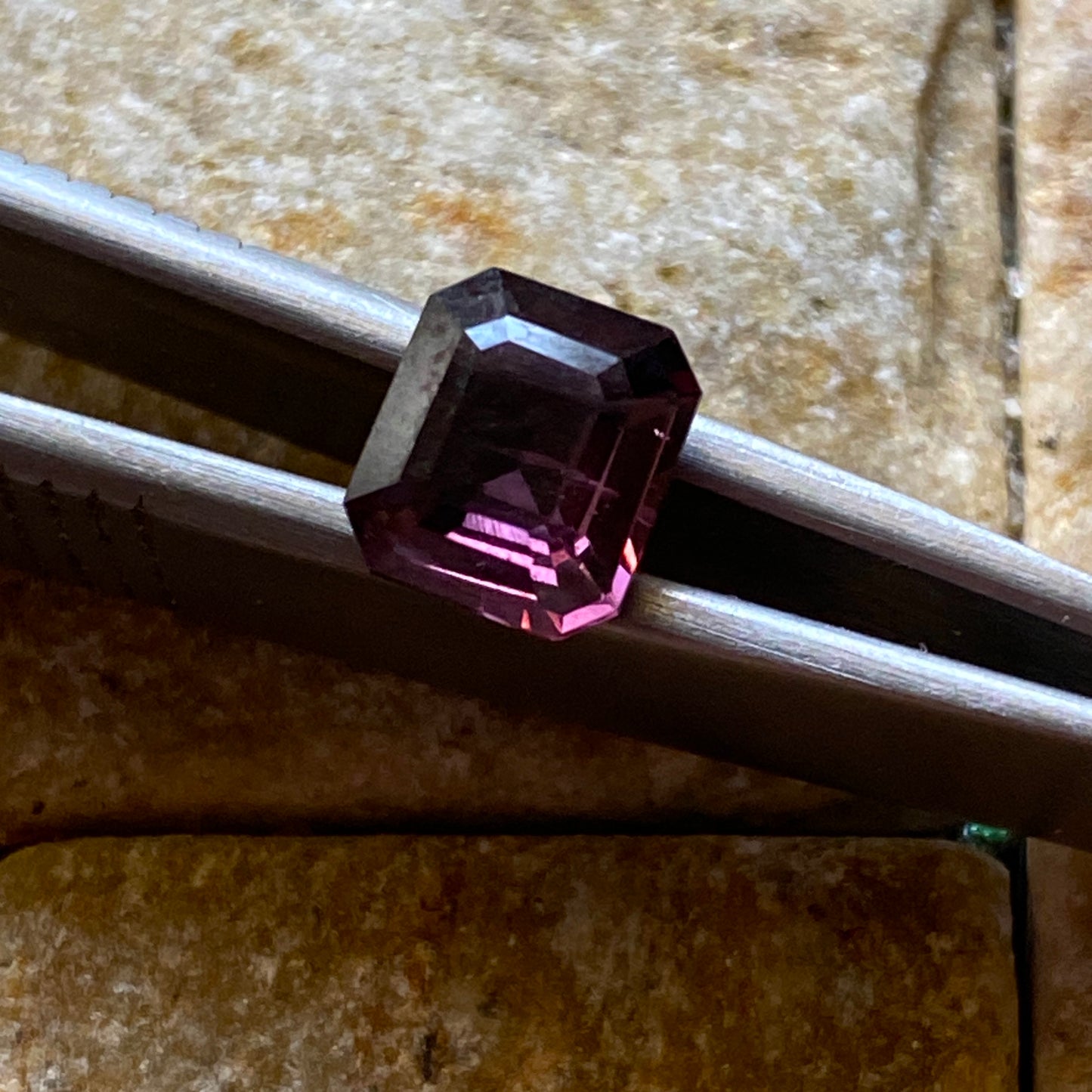 SPINEL NATURAL MINED GEMSTONE - MOGOK, MYANMAR [BURMA]  1.35Ct  MFG3102