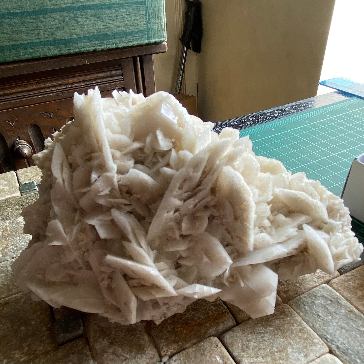 SELENITE FROM CAVNIC MINE, ROMANIA - LARGE 405g  MF2080