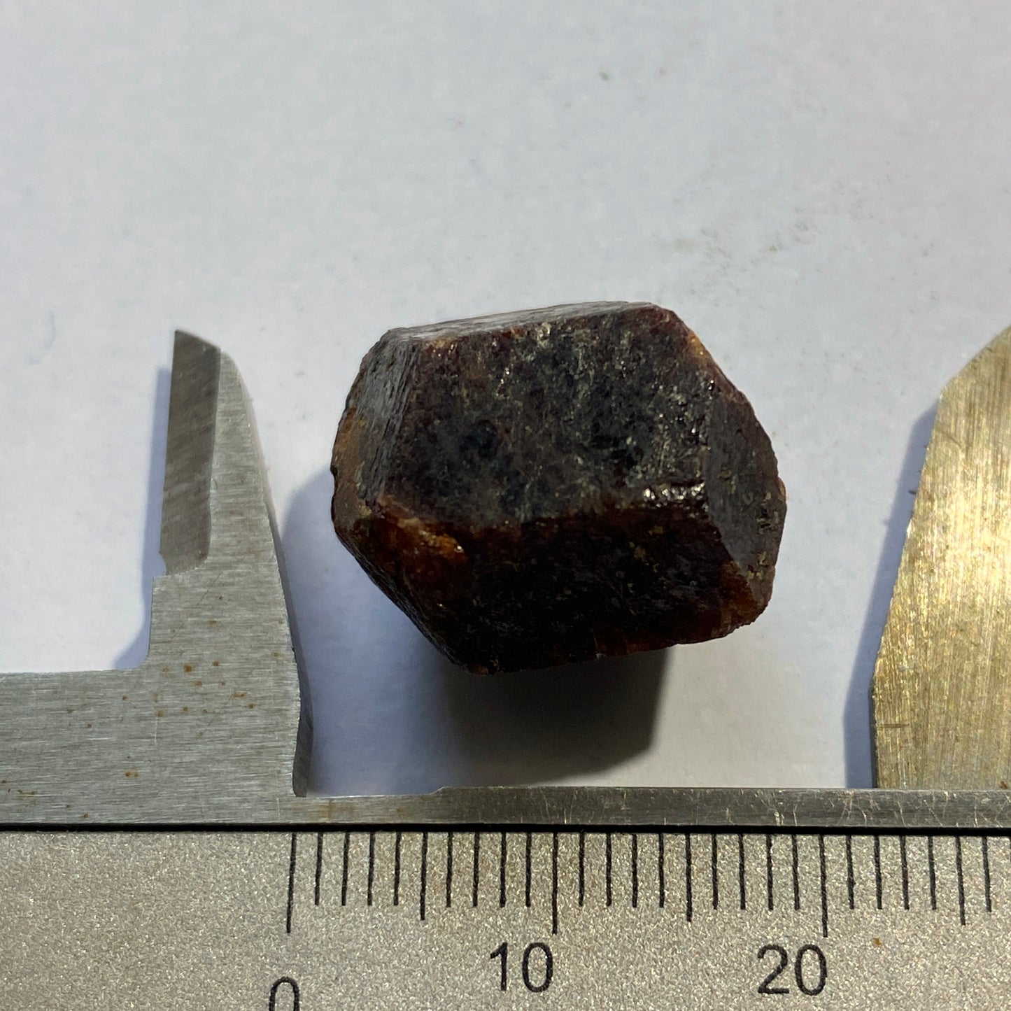 ALMANDINE GARNET - ZILLERTAL, TYROL, AUSTRIAN ALPS. 9g MF4456