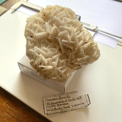 BARYTE HEAVY AND UNUSUAL SPECIMEN FROM YORKSHIRE, ENGLAND 1494g MF2081