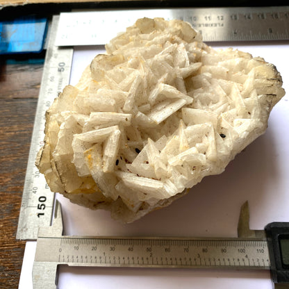 BARYTE HEAVY AND UNUSUAL SPECIMEN FROM YORKSHIRE, ENGLAND 1494g MF2081