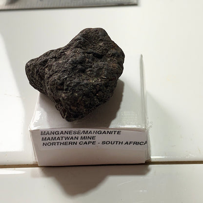 INTERESTING MANGANESE/MANGANITE PIECE : MAMATWAN MINE, NORTHERN CAPE, SOUTH AFRICA 76g. MF5284
