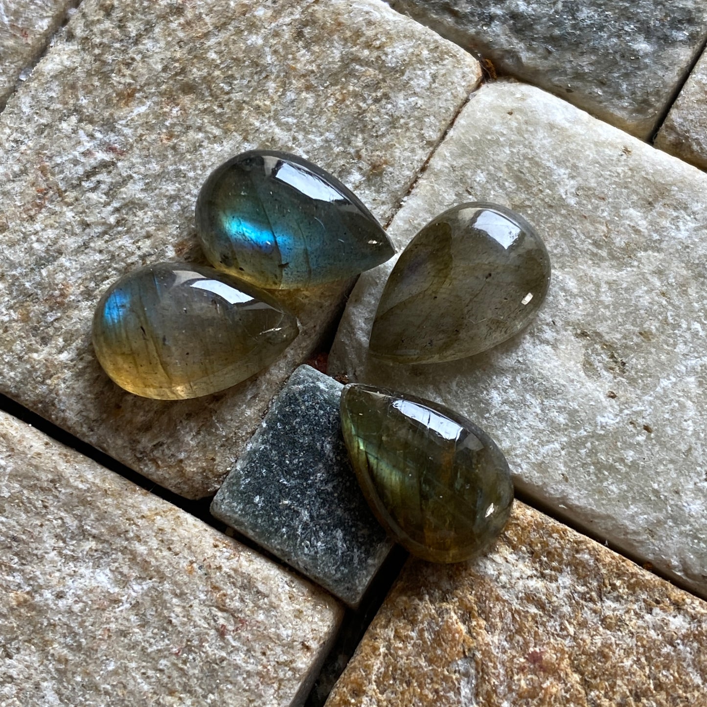 LABRADORITE GEMSTONES x 4 - NEWFOUNDLAND, CANADA 11.20Ct [total]. MFG1472