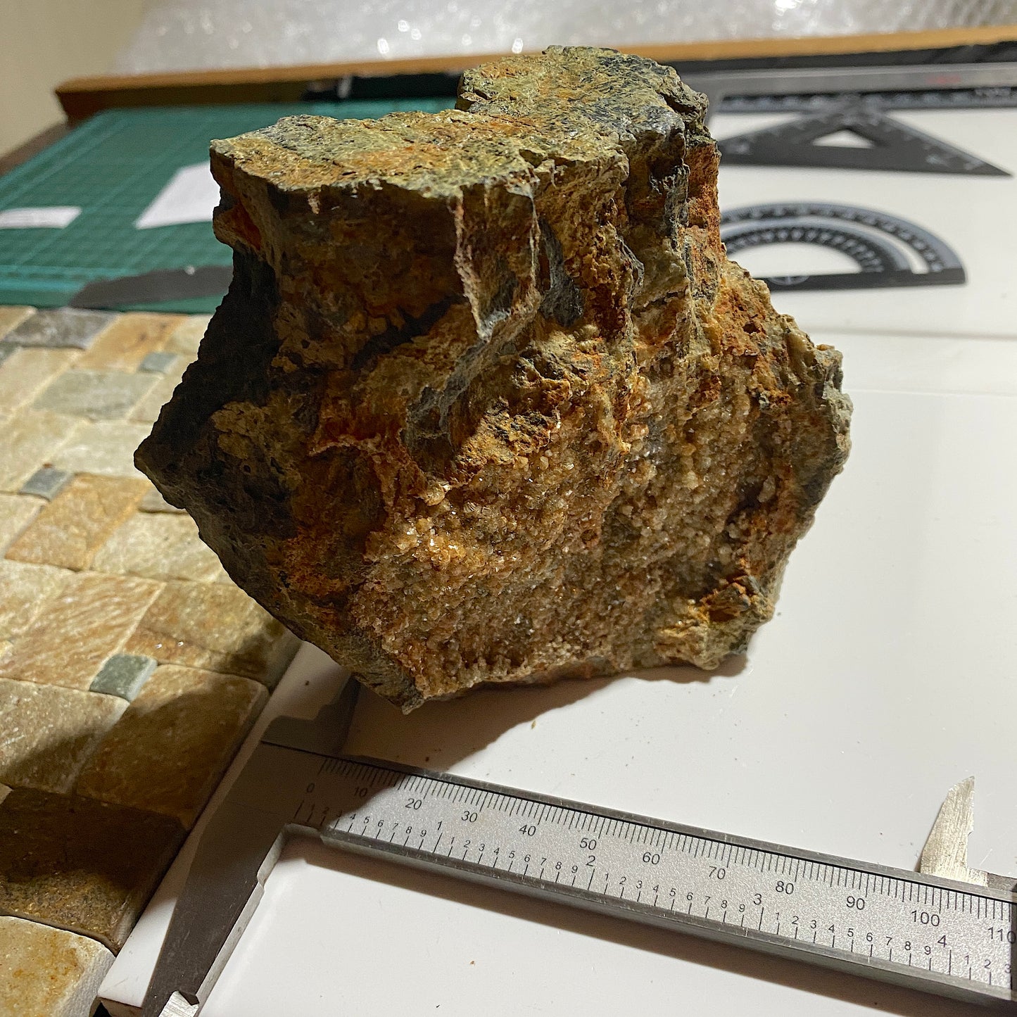 HEULANDITE ON MATRIX : CORPUS CHRISTI LODE, BOTALLACK MINE, ST JUST, CORNWALL 561g MF4648