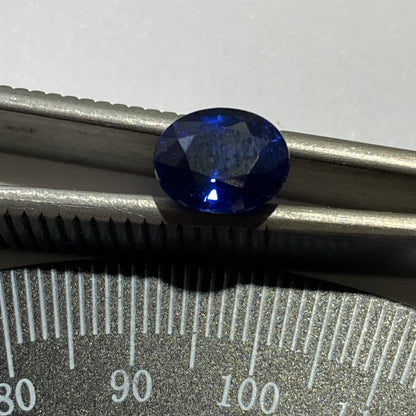 SAPPHIRE CORUNDUM GEMSTONE - CHATHAM LABORATORY GROWN  1.95Ct MFG3920