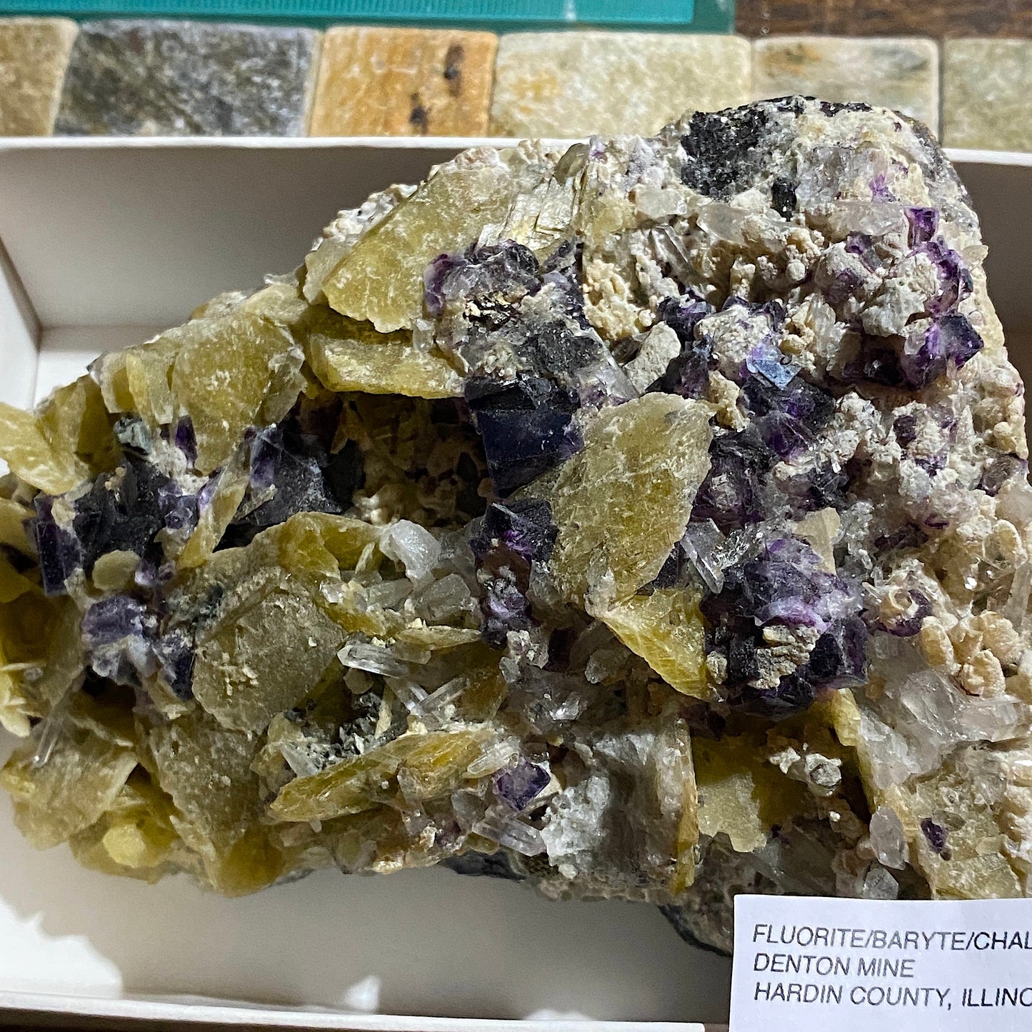FLUORITE/BARYTE/CHALCOPYRITE [ETC] - DENTON MINE, ILLINOIS, U.S.A. LARGE 529g MF4458