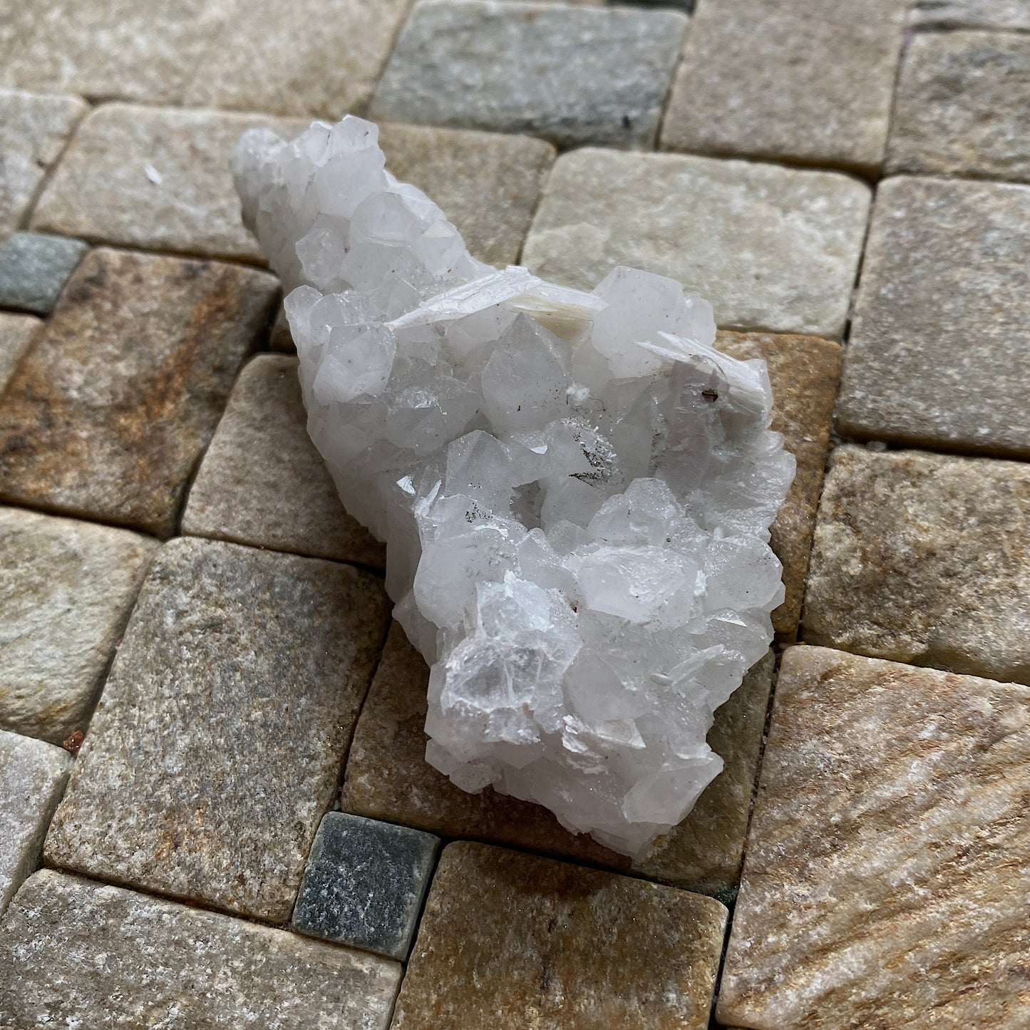 CALCITE ON QUARTZ - BOLDUT MINE, MARAMURES COUNTY, ROMANIA. 52g. MF4240