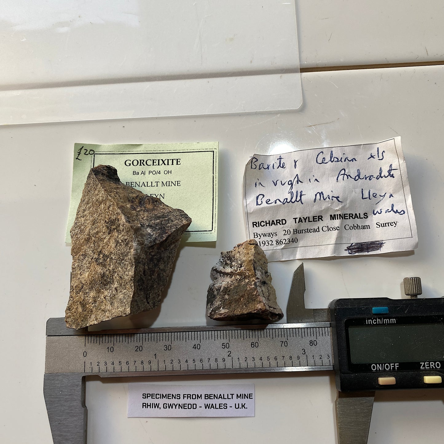 TWO SPECIMENS FROM BENALLT MINE, RHIW, GWYNEDD, WALES. MF4632