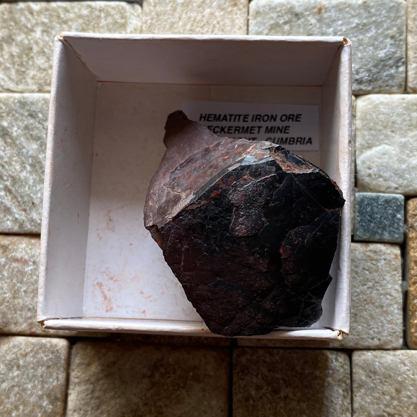 HEMATITE IRON ORE - BECKERMET MINE, EGREMONT, CUMBRIA, ENGLAND 83g MF250