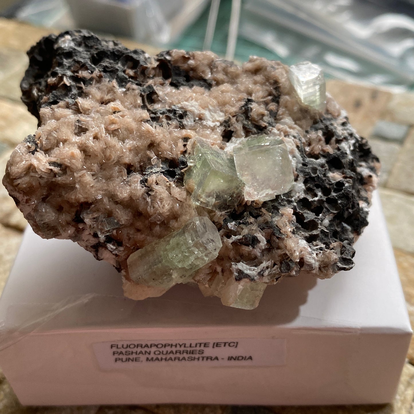 FLUORAPOPHYLLITE WITH STILBITE - PASHAN QUARRIES, PUNE, MAHARASHTRA, INDIA  84g MF4241