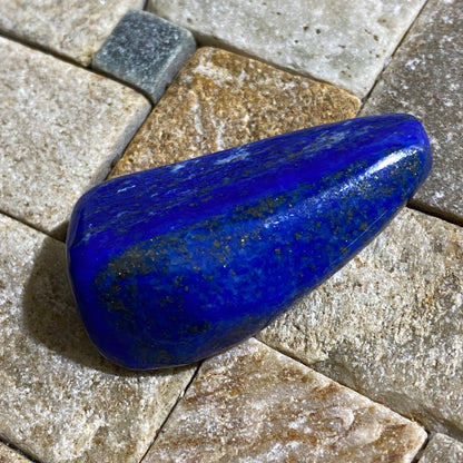 LAPIS LAZULI LARGE NATURAL GEMSTONE - BADAKHSHAN, AFGHANISTAN  17g MFG3119