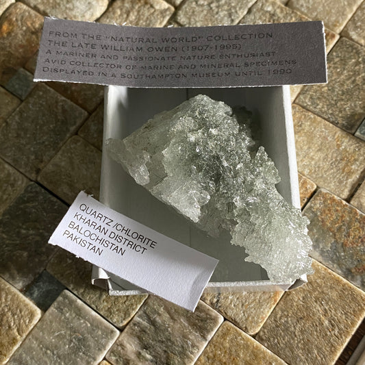 QUARTZ FASCINATING SPECIMEN FROM KHARAN DISTRICT, BALOCHISTAN  72g MF1404