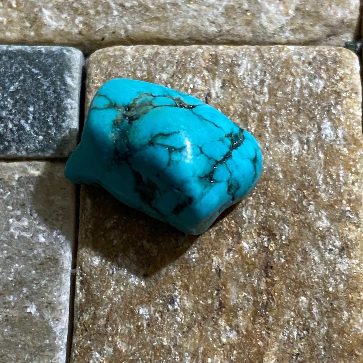 TURQUOISE ROUGH NATURAL GEMSTONES x 5 - BADAKHSHAN, AFGHANISTAN 13g. MFG3108