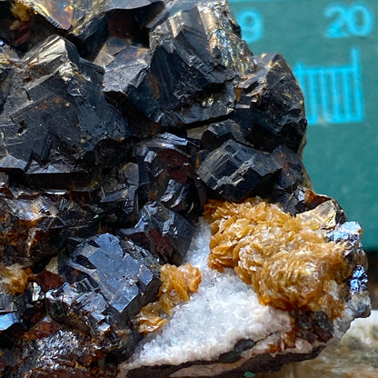 SPHALERITE : FORCE CRAG MINE, COLEDALE, ALLERDALE, CUMBRIA. 61g MF5296
