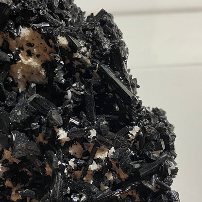 SCHORL TOURMALINE BEAUTIFUL SPECIMEN : MANTENA, MINAS GERAIS, BRAZIL 189g MF4610