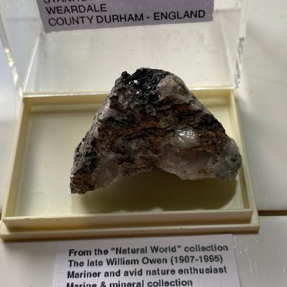 SPHALERITE ON FLUORITE - STANHOPEBURN MINE, WEARDALE, CO DURHAM 33g MF318