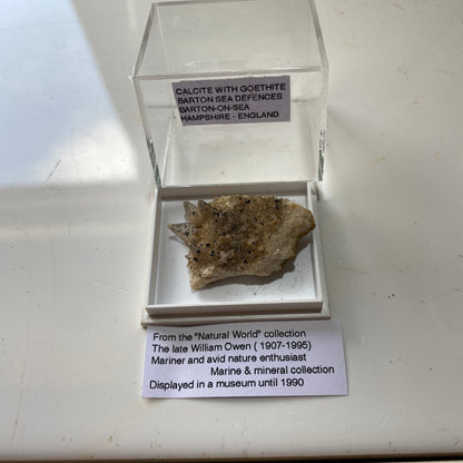 CALCITE WITH GOETHITE - BARTON -ON-SEA, HAMPSHIRE, ENGLAND  5g MF301