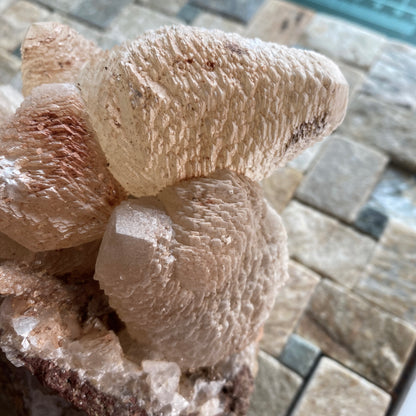 CALCITE CRYSTAL ASSEMBLAGE BEAUTIFUL SUBSTANTIAL SPECIMEN - TAFF'S WELL, WALES,  U.K.