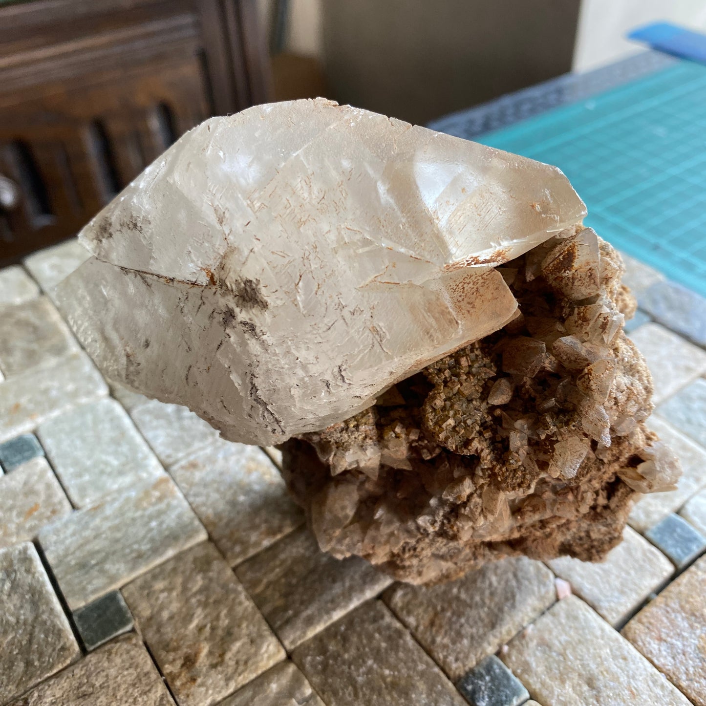 TWINNED CALCITE IMPRESSIVE SPECIMEN FROM TAFF'S WELL, WALES,  U.K. LARGE 484g MF2089