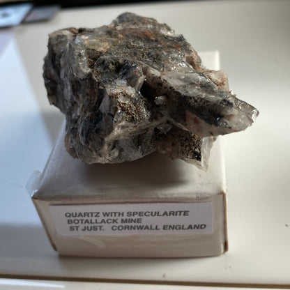 QUARTZ WITH TRACES SPECULARITE/HEMATITE. BOTALLACK MINE, CORNWALL 126g MF13