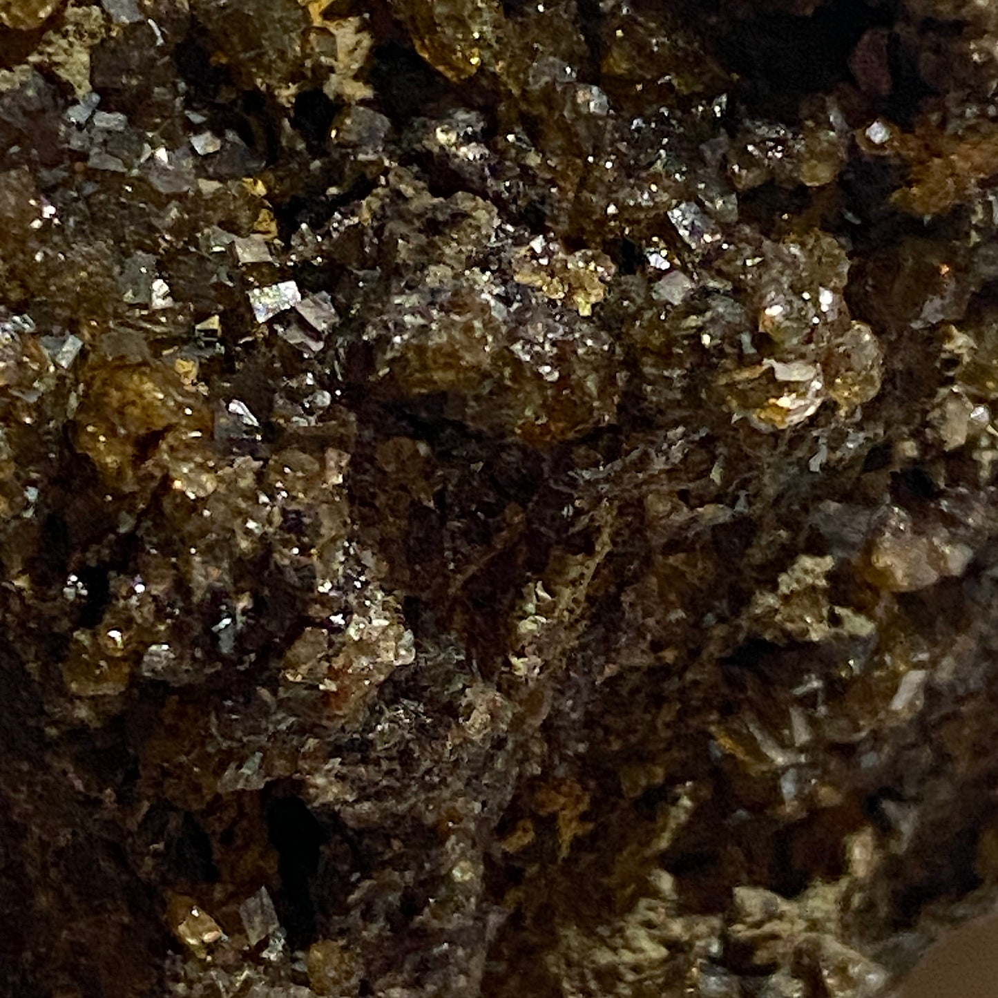 FLUORAPATITE : LEVANT MINE, TREWELLAED, CORNWALL, ENGLAND 109g MF4615